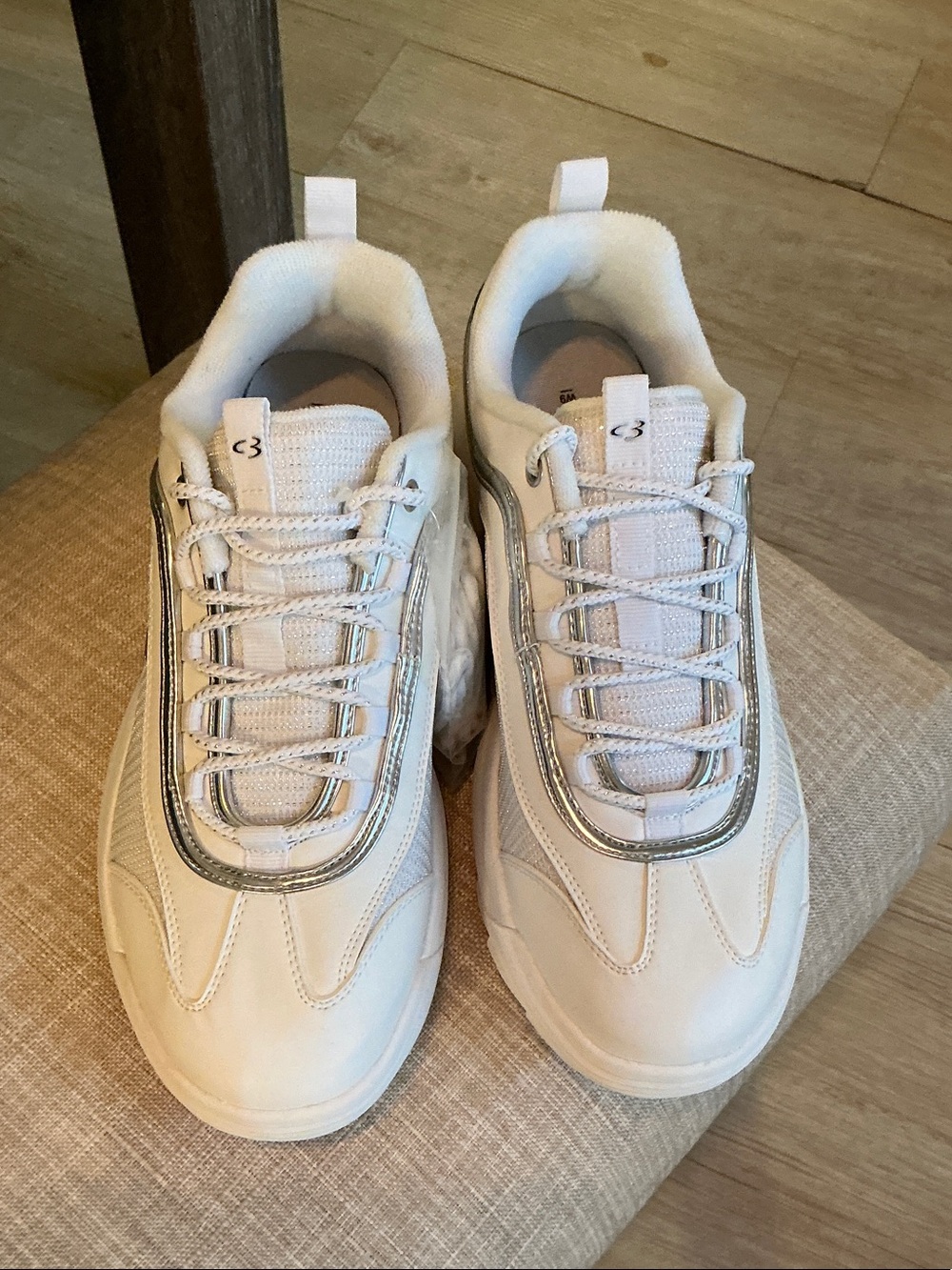 Skechers White and Silver Lace-Up Sneakers